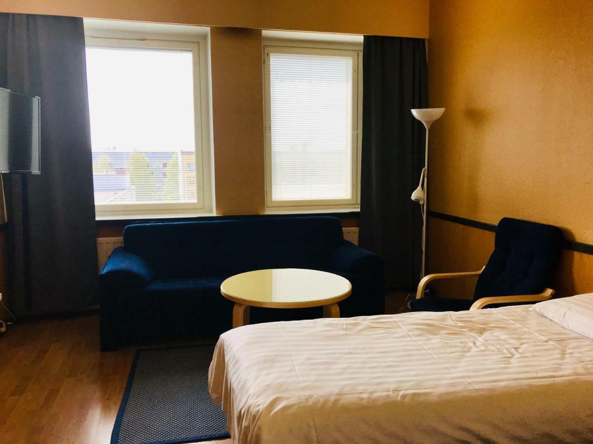 Hotel Palomestari Kemi Esterno foto